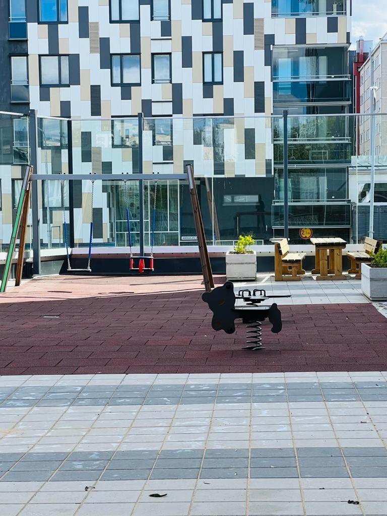Apartment Near The Train Station, Free Parking &Netflix كوبيو المظهر الخارجي الصورة