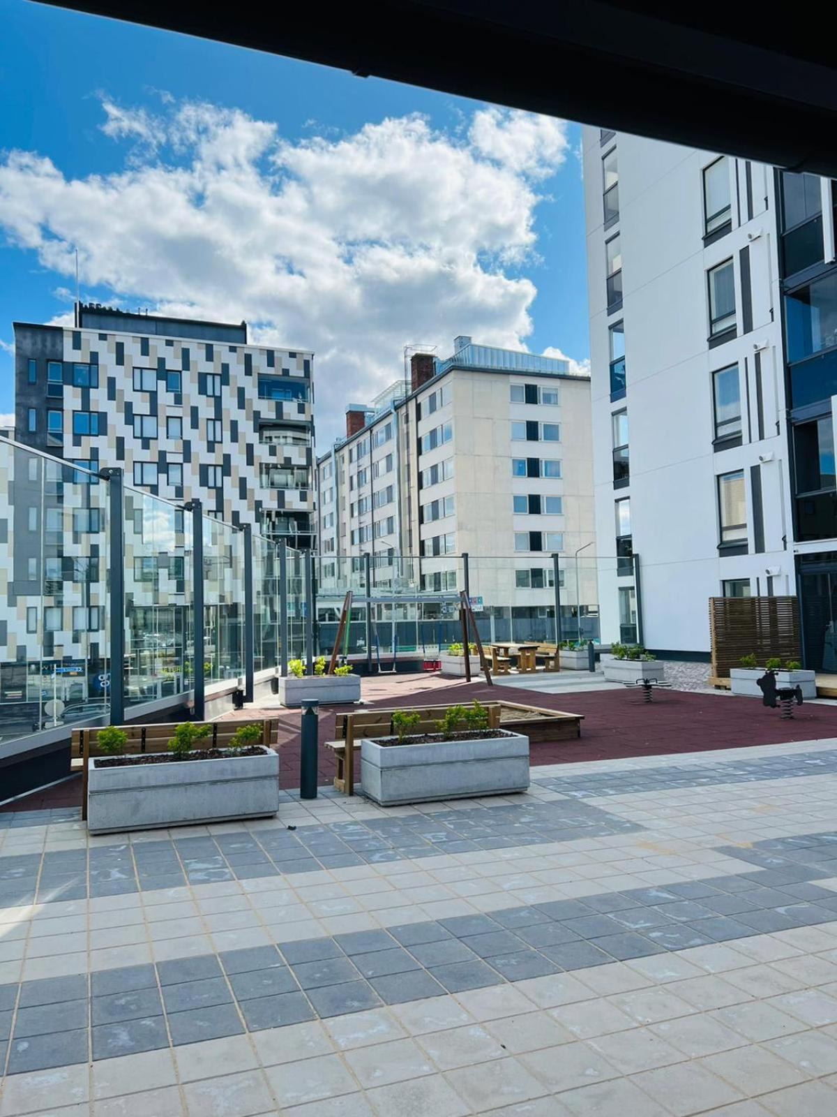 Apartment Near The Train Station, Free Parking &Netflix كوبيو المظهر الخارجي الصورة